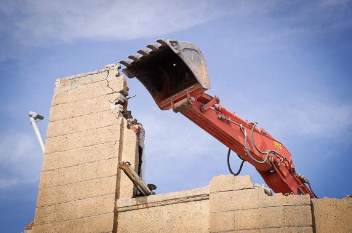 Снос самостроя