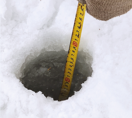 Толщина льда на реке Пахре составила 50 сантиметров 24 февраля