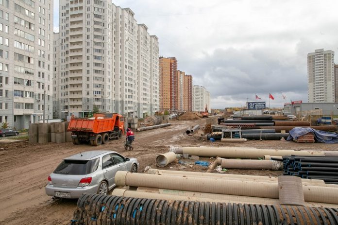 Организован временный пешеходный переход Организован временный пешеходный переход