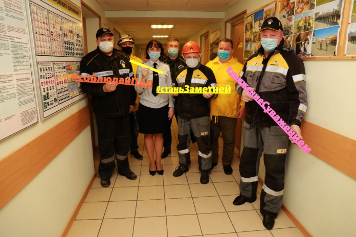 Автоинспекторы провели встречу с водителями одного из крупнейших предприятий Большого Подольска Автоинспекторы провели встречу с водителями одного из крупнейших предприятий Большого Подольска