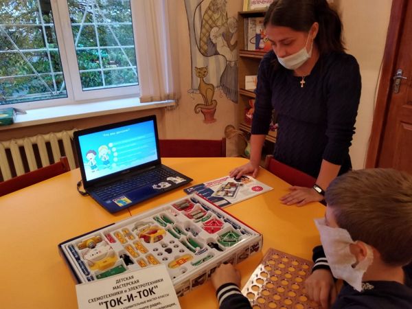 В детской библиотеке № 27 проходят мастер-классы