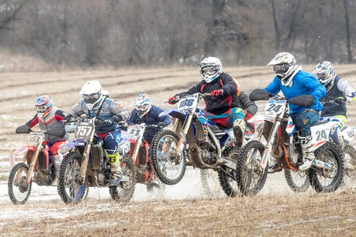 Жители округа стали победителями мотокросса памяти В.М. Арбекова в трех классах Жители округа стали победителями мотокросса памяти В.М. Арбекова в трех классах