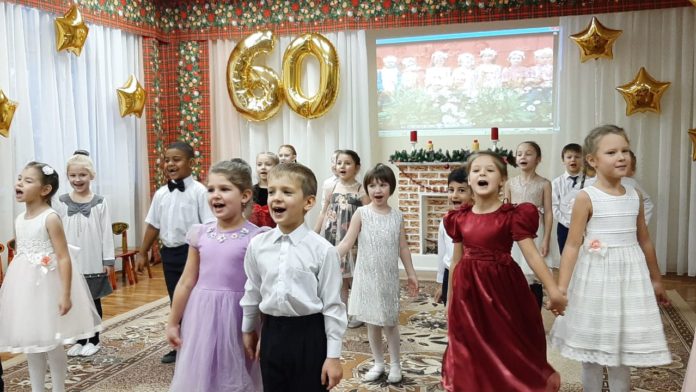 В поселке Железнодорожный городского округа Подольск отметили юбилей детского сада № 20 «Веснушки»