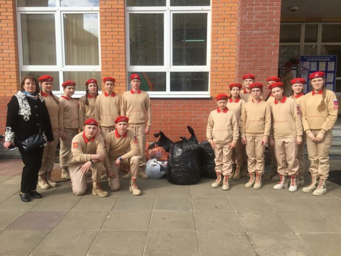 Юнармейцы ВПО “Варяг” приняли участие в акции «Доброкрышка»
