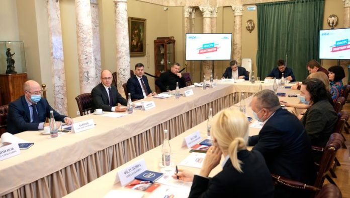 Желающих приглашают принять участие в конкурсе политологов Желающих приглашают принять участие в конкурсе политологов