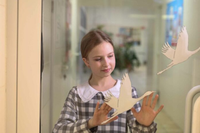 Все подольские школы присоединились ко Всероссийской патриотической акции «Окна Победы»