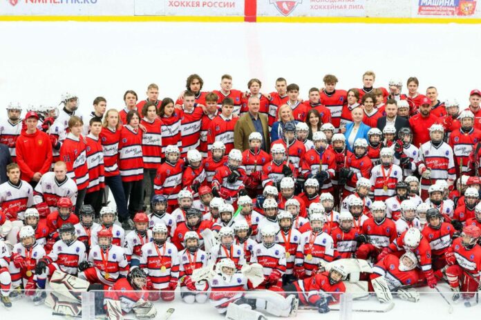 20-летие спортивной школы олимпийского резерва «Витязь» отметили в Подольске 20-летие спортивной школы олимпийского резерва «Витязь» отметили в Подольске