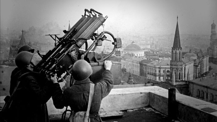 Почтим память защитников Москвы