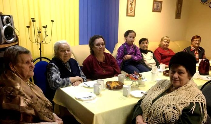 Литературный вечер с членами клуба «Серебряный возраст» состоялся в библиотеке поселка Железнодорожный