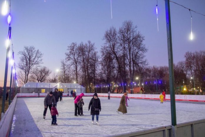 10 декабря в парке им. Виктора Талалихина в Подольске откроется каток 10 декабря в парке им. Виктора Талалихина в Подольске откроется каток