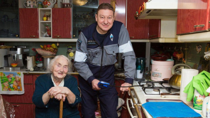 Мособлгаз ввел дополнительные меры при обслуживании жителей старшего поколения для обеспечения безопасности Мособлгаз ввел дополнительные меры при обслуживании жителей старшего поколения для обеспечения безопасности