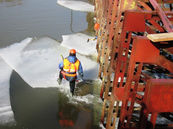 О весеннем паводке в Подольске О весеннем паводке в Подольске