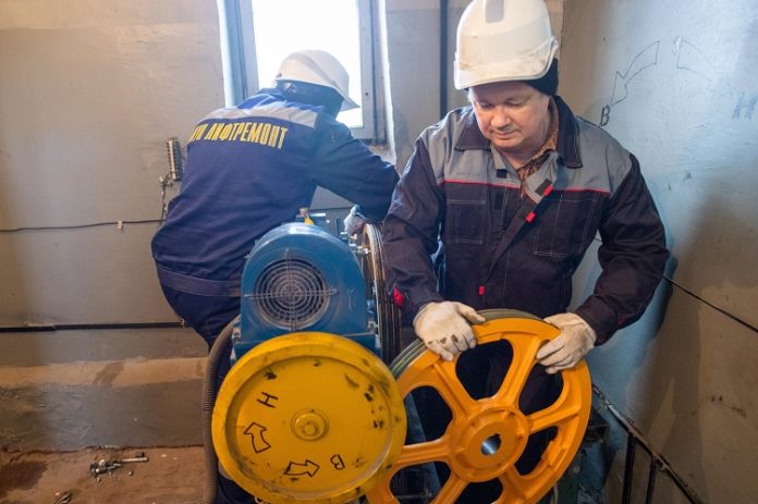 В Большом Подольске выполнен ремонт 23 лифтов в многоквартирных домах с начала 2021 года В Большом Подольске выполнен ремонт 23 лифтов в многоквартирных домах с начала 2021 года