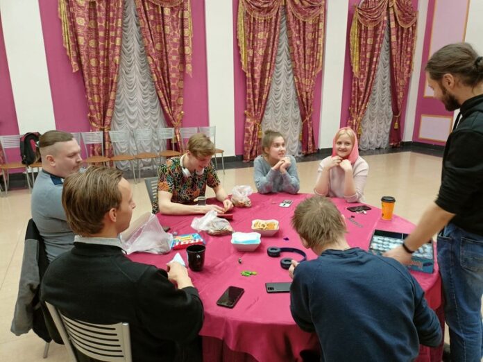 В Подольске прошла молодёжная встреча “VECHERA & VERANDA” В Подольске прошла молодёжная встреча “VECHERA & VERANDA”