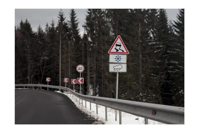 Подольчанам напомнили о правилах вождения автомобиля в зимний период Подольчанам напомнили о правилах вождения автомобиля в зимний период