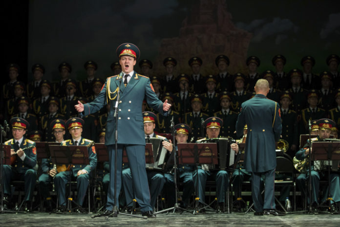 Несокрушимый и легендарный