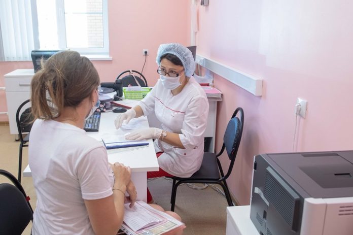 В детских поликлиниках – плановый прием В детских поликлиниках – плановый прием