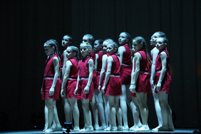 В КПЦ «Дубровицы» прошел вечер современной хореографии В КПЦ «Дубровицы» прошел вечер современной хореографии