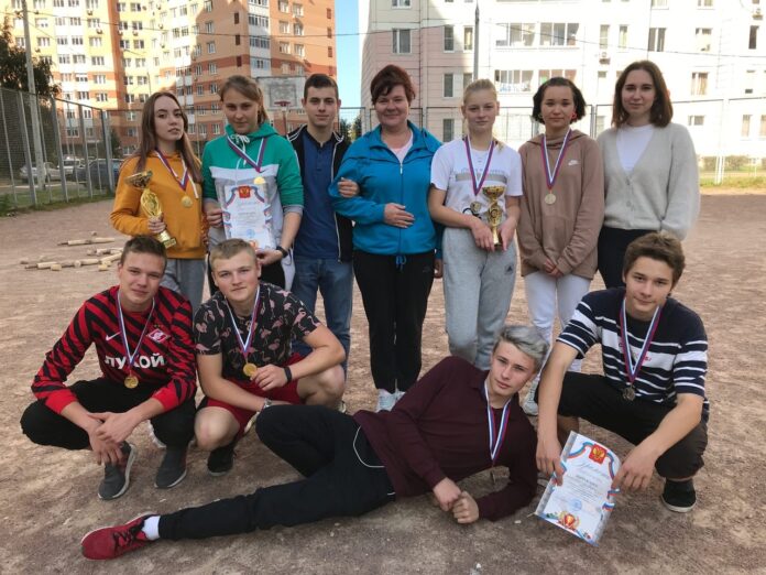 Соревнования по традиционным городкам в рамках Универсиады среди студентов состоялсиь в Большом Подольске Соревнования по традиционным городкам в рамках Универсиады среди студентов состоялсиь в Большом Подольске