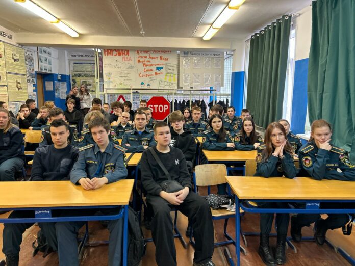 ГАИ регулярно проводит работу с подростково-молодежной аудиторией по разъяснению возможных рисков водителей двухколесного транспорта ГАИ регулярно проводит работу с подростково-молодежной аудиторией по разъяснению возможных рисков водителей двухколесного транспорта