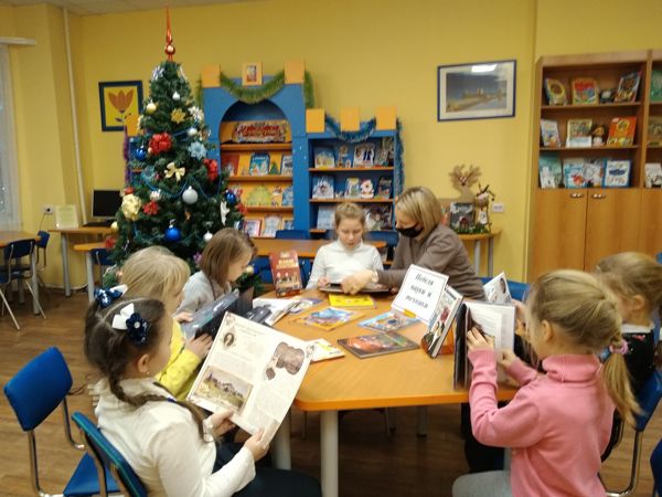 В библиотеке № 11 рассказывают юным читателям об известных ученых В библиотеке № 11 рассказывают юным читателям об известных ученых