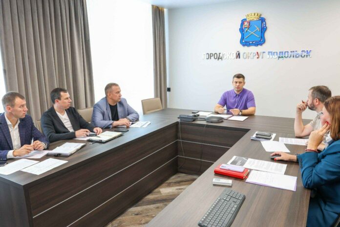 Развитие спорта и подготовку к фестивалю «Славянское подворье» обсудили в администрации Подольска Развитие спорта и подготовку к фестивалю «Славянское подворье» обсудили в администрации Подольска