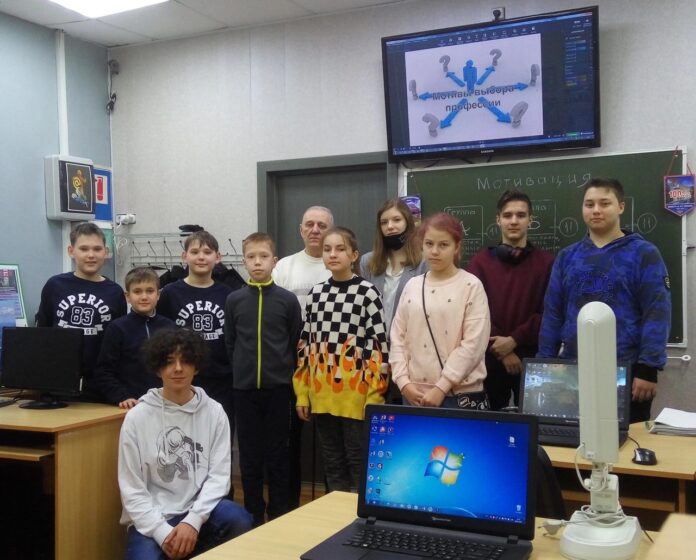 Встреча на тему выбора профессии прошла в молодежном центре “Ровесник” Встреча на тему выбора профессии прошла в молодежном центре “Ровесник”