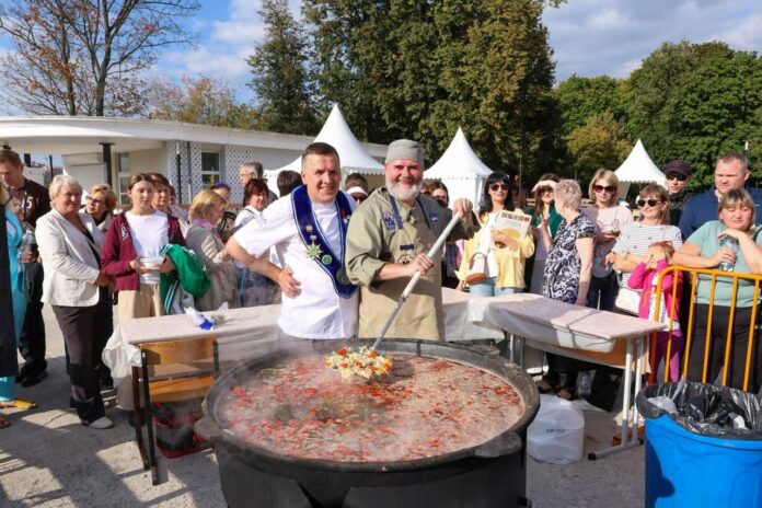 В Подольске в третий раз прошел фестиваль, посвященный жизни и творчеству историка кухни Вильяма Похлëбкина