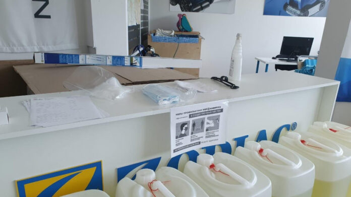 Соблюдение санитарных норм проверили в торговом центре Большого Подольска Соблюдение санитарных норм проверили в торговом центре Большого Подольска