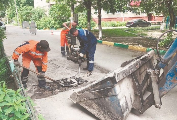 Лидируем по дорогам без ям Лидируем по дорогам без ям