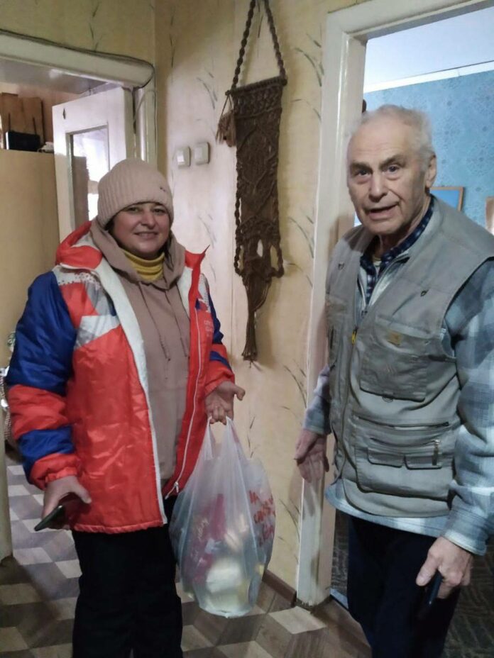 Подольские волонтеры пришли на помощь жителям Подольские волонтеры пришли на помощь жителям