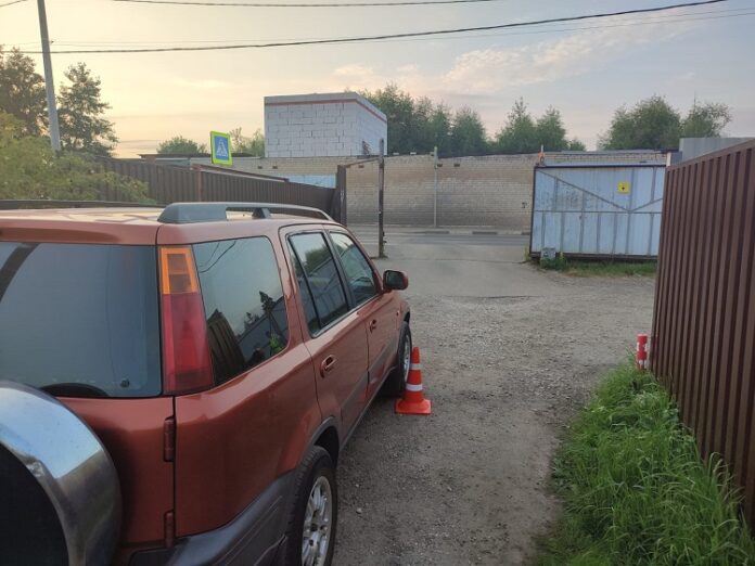 Водитель легкового автомобиля совершил наезд на несовершеннолетнего пешехода Водитель легкового автомобиля совершил наезд на несовершеннолетнего пешехода