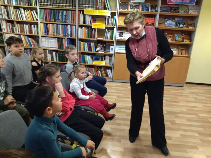 “Нескучная суббота” прошла в климовской Детской библиотекеи № 27 “Нескучная суббота” прошла в климовской Детской библиотекеи № 27