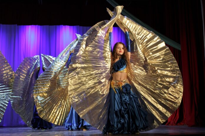 Коллектив восточного танца “Сантэ” ДК им. К.Маркса объявляет набор воспитанников на новый творческий сезон Коллектив восточного танца “Сантэ” ДК им. К.Маркса объявляет набор воспитанников на новый творческий сезон