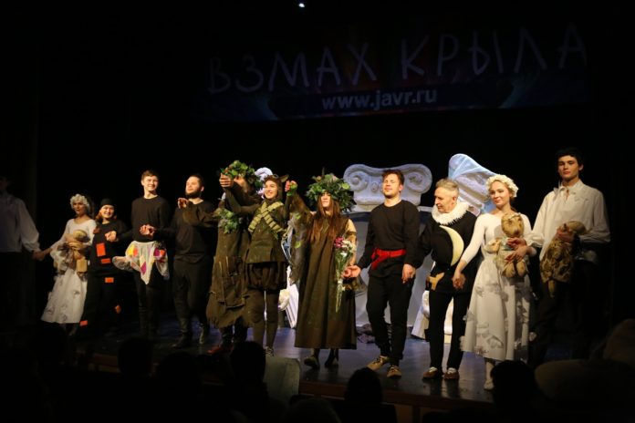 Фестиваль уличных театров пройдёт в Подольске 24 и 25 августа в усадьбе Дубровицы Фестиваль уличных театров пройдёт в Подольске 24 и 25 августа в усадьбе Дубровицы