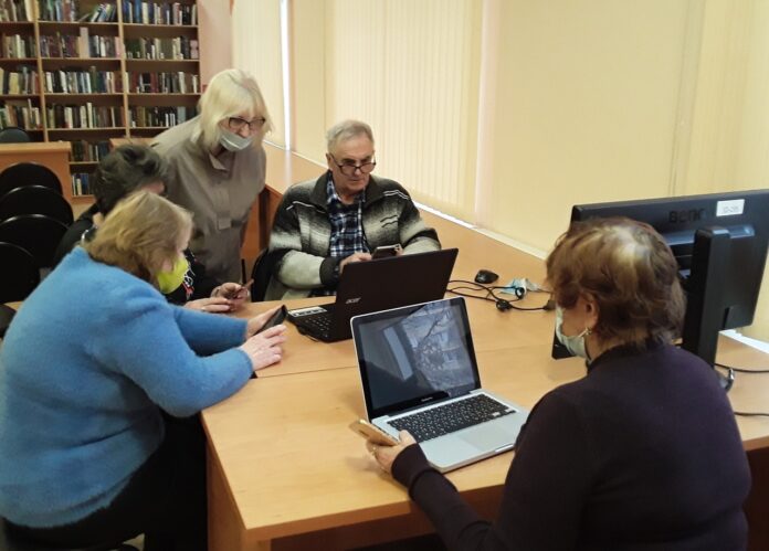 В Подольске проходят бесплатные компьютерные курсы проекта “Активное долголетие”