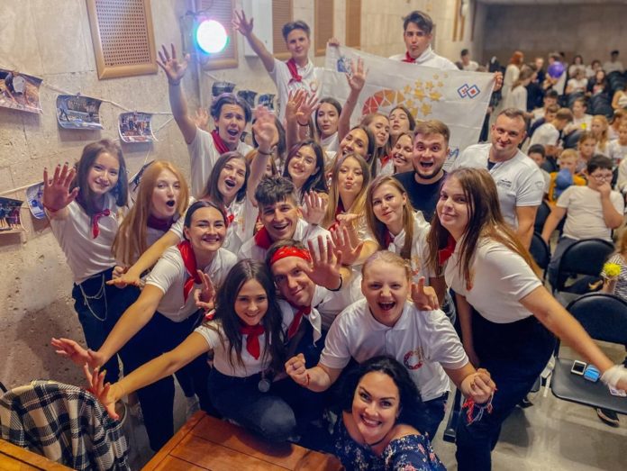 Состоялось торжественное закрытие третьей лагерной смены в ДЮОЦ “Мечта” Состоялось торжественное закрытие третьей лагерной смены в ДЮОЦ “Мечта”