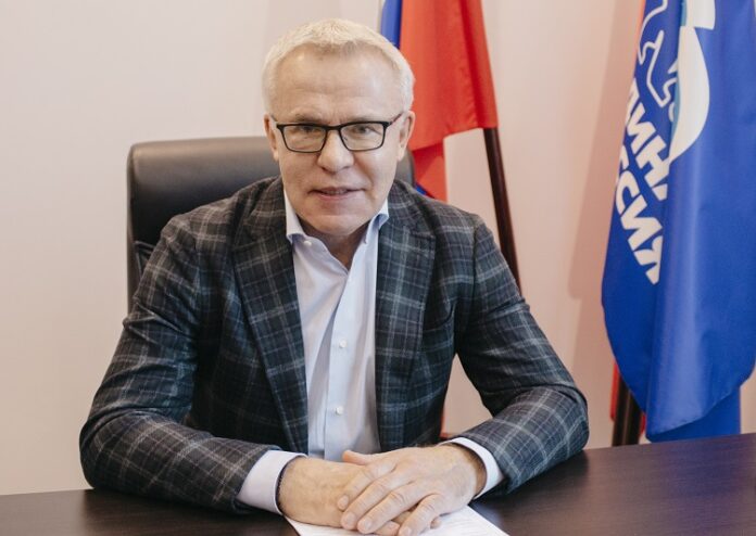 Вячеслав Фетисов поздравил подольчан с Днём России Вячеслав Фетисов поздравил подольчан с Днём России