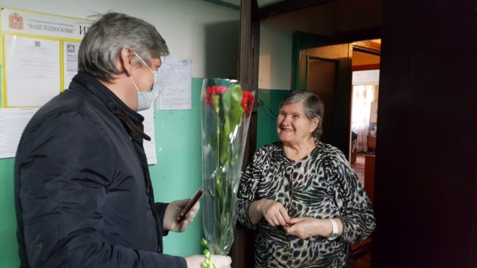 Юбилейные медали к 75-летию Победы участникам Великой Отечественной войны в Подольске вручают на дому Юбилейные медали к 75-летию Победы участникам Великой Отечественной войны в Подольске вручают на дому