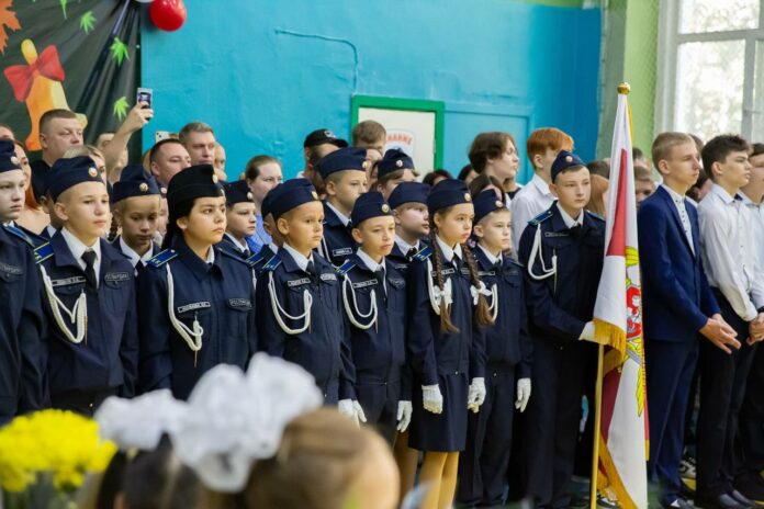 Кадетские классы Росгвардии открылись в школе № 18 имени Подольских курсантов  Кадетские классы Росгвардии открылись в школе № 18 имени Подольских курсантов