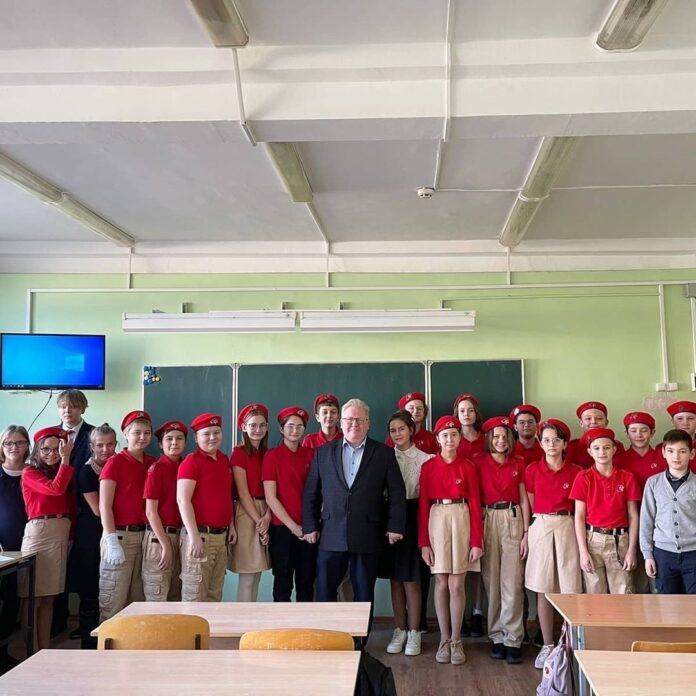 В подольской школе №17 состоялась историческая беседа на тему “День воинской славы”