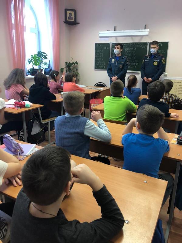 Для учащихся Воскресной школы провели открытый урок по пожарной безопасности Для учащихся Воскресной школы провели открытый урок по пожарной безопасности