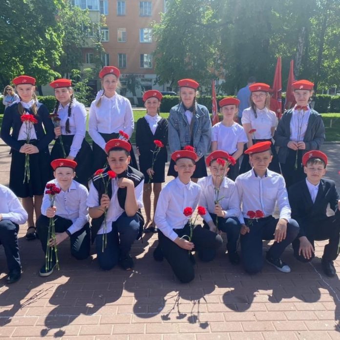 170 юных подольчан вступили в ряды Всероссийского общественного движения «Юнармия»