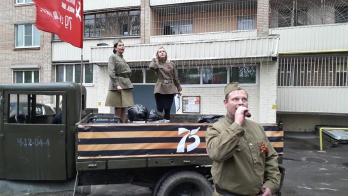 В День Победы «фронтовые бригады» поздравляют ветеранов Подольска В День Победы «фронтовые бригады» поздравляют ветеранов Подольска