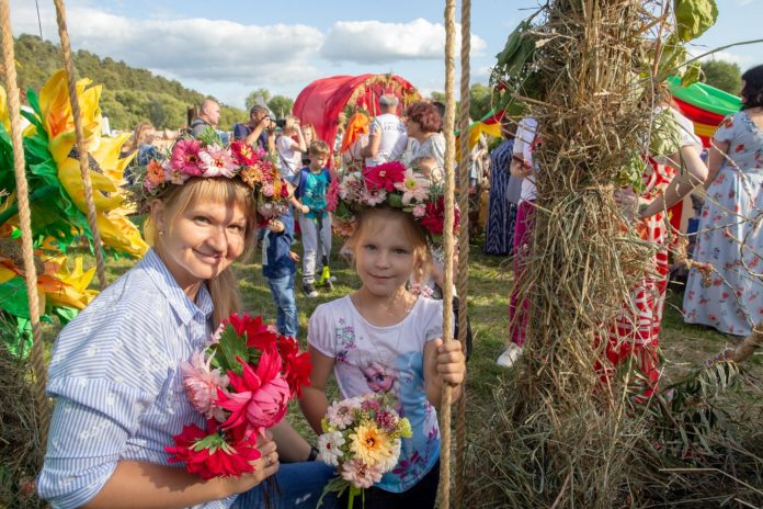 Подольский проект «Славянское подворье» стал победителем Всероссийского конкурса «Россия: этнический комфорт» — 2019 Подольский проект «Славянское подворье» стал победителем Всероссийского конкурса «Россия: этнический комфорт» — 2019