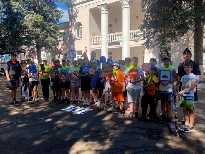 В г.о. Подольск сотрудники Госавтоинспекции проводят интерактивы в детских оздоровительных лагерях В г.о. Подольск сотрудники Госавтоинспекции проводят интерактивы в детских оздоровительных лагерях