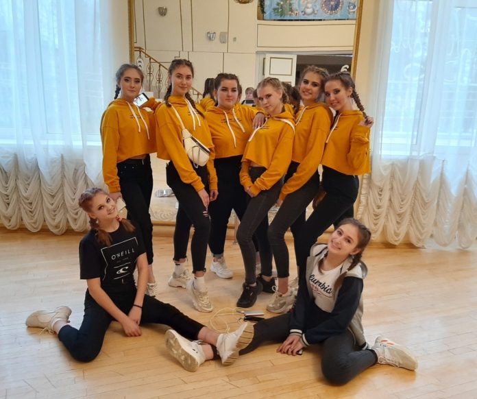 Студенты  колледжа «Московия» ОСП Львовское приняли участие в конкурсе «Юные таланты Московии» Студенты  колледжа «Московия» ОСП Львовское приняли участие в конкурсе «Юные таланты Московии»