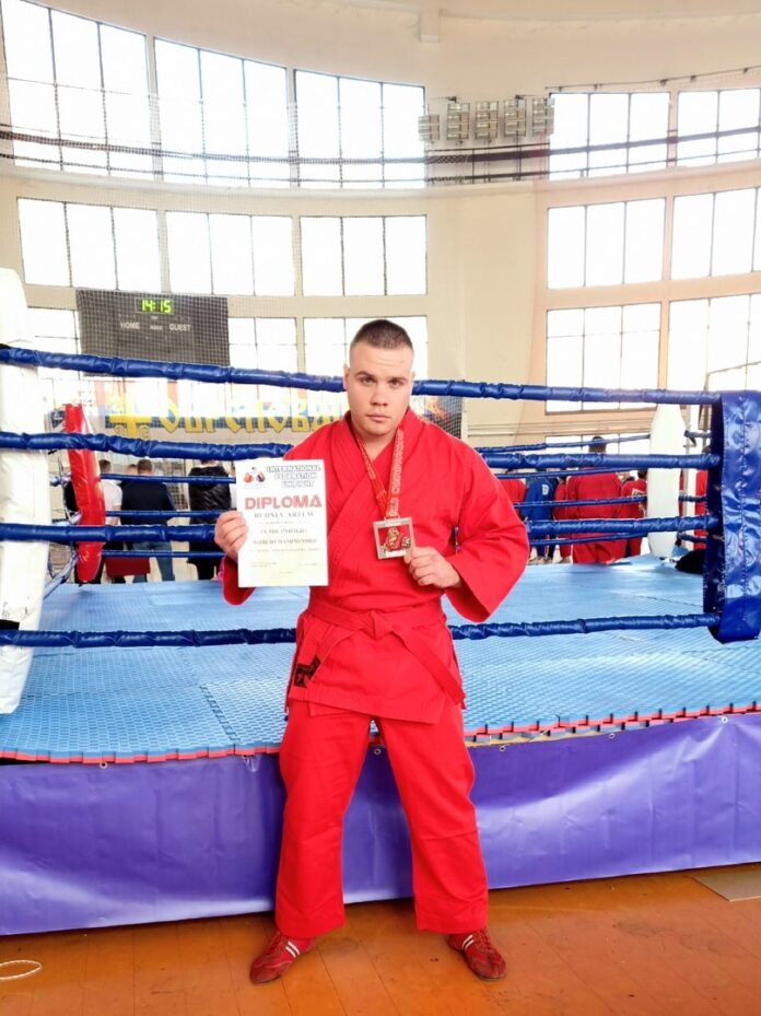 На чемпионате мира по универсальному бою спортсмен из Подольска завоевал серебряную медаль На чемпионате мира по универсальному бою спортсмен из Подольска завоевал серебряную медаль