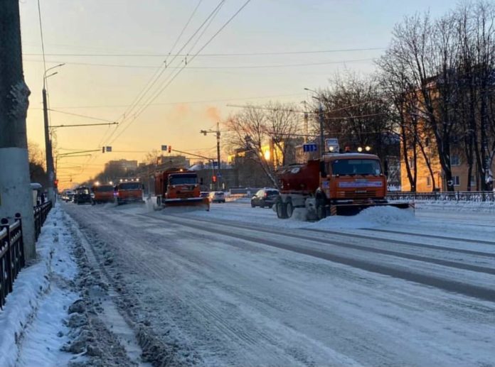 Глава округа Николай Пестов: «В минувшие выходные напряжённой оставалась обстановка на дорогах округа»