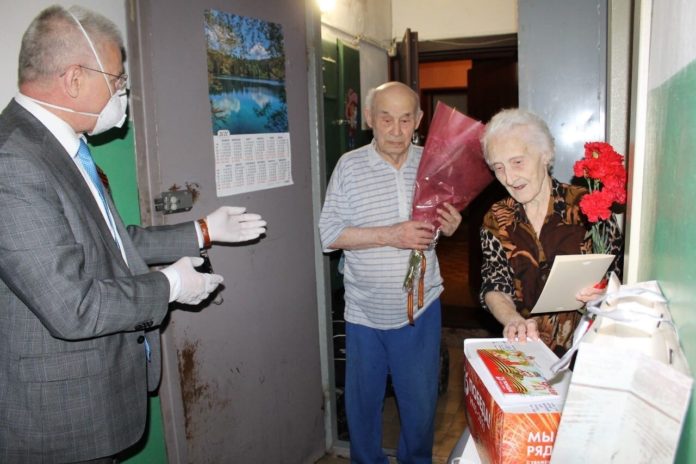 Депутаты Московской областной думы продолжают волонтёрскую деятельность в городских округах Подмосковья